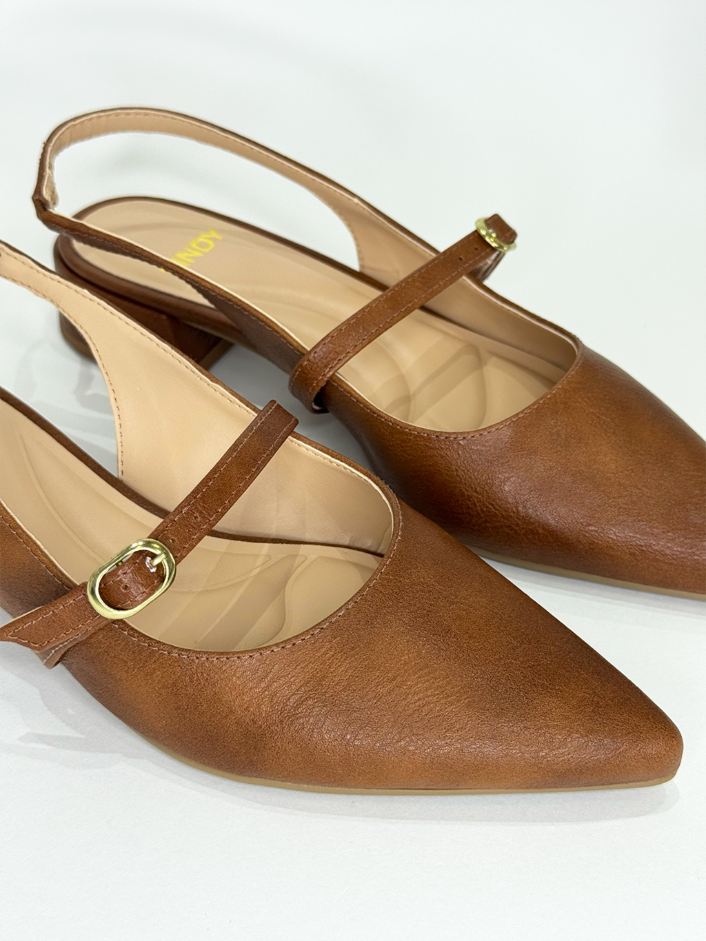 SLINGBACK VALENTINA CARAMELO