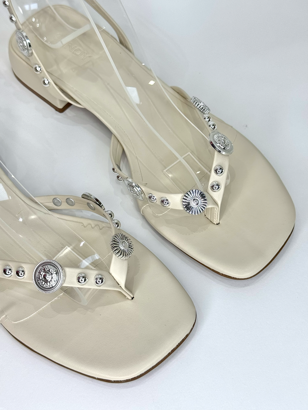 SANDÁLIA OASIS OFF WHITE