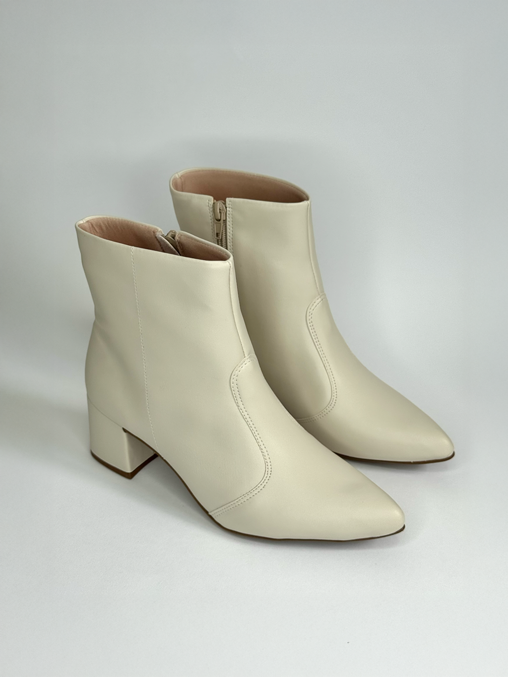 BOTA SOFIA OFF WHITE