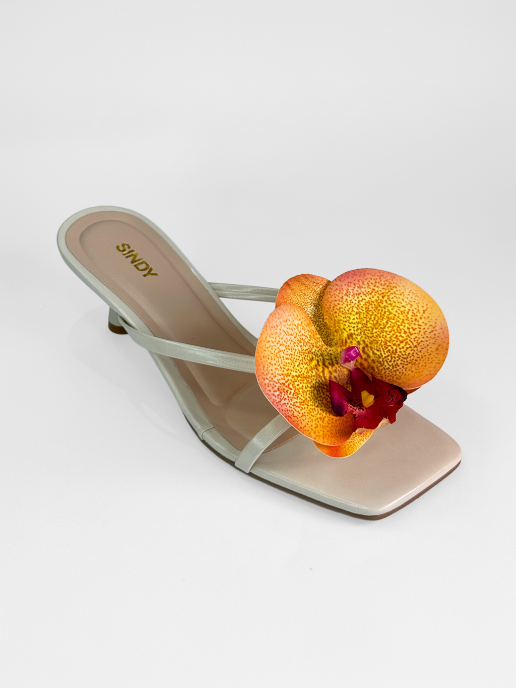 TAMANCO IVY OFF WHITE