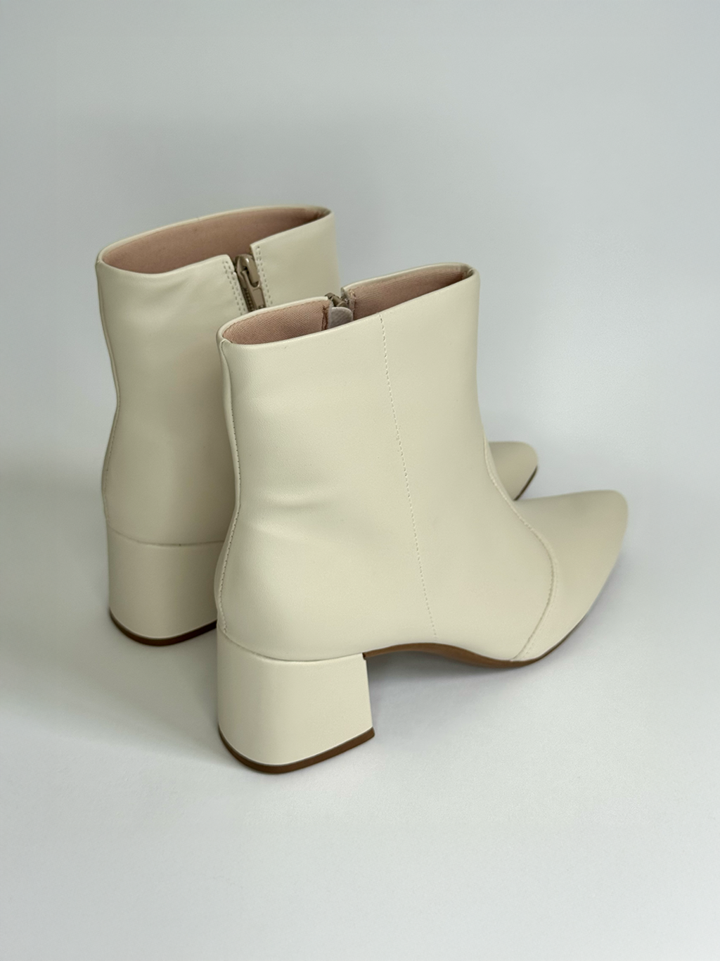 BOTA SOFIA OFF WHITE