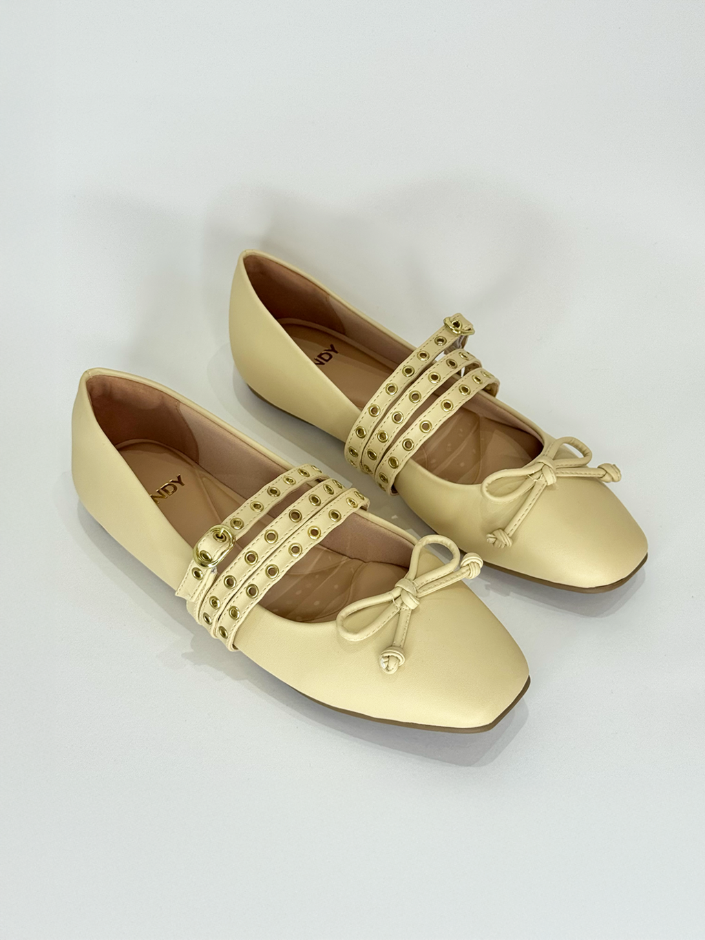 SAPATILHA ALICE AMARELO MANTEIGA