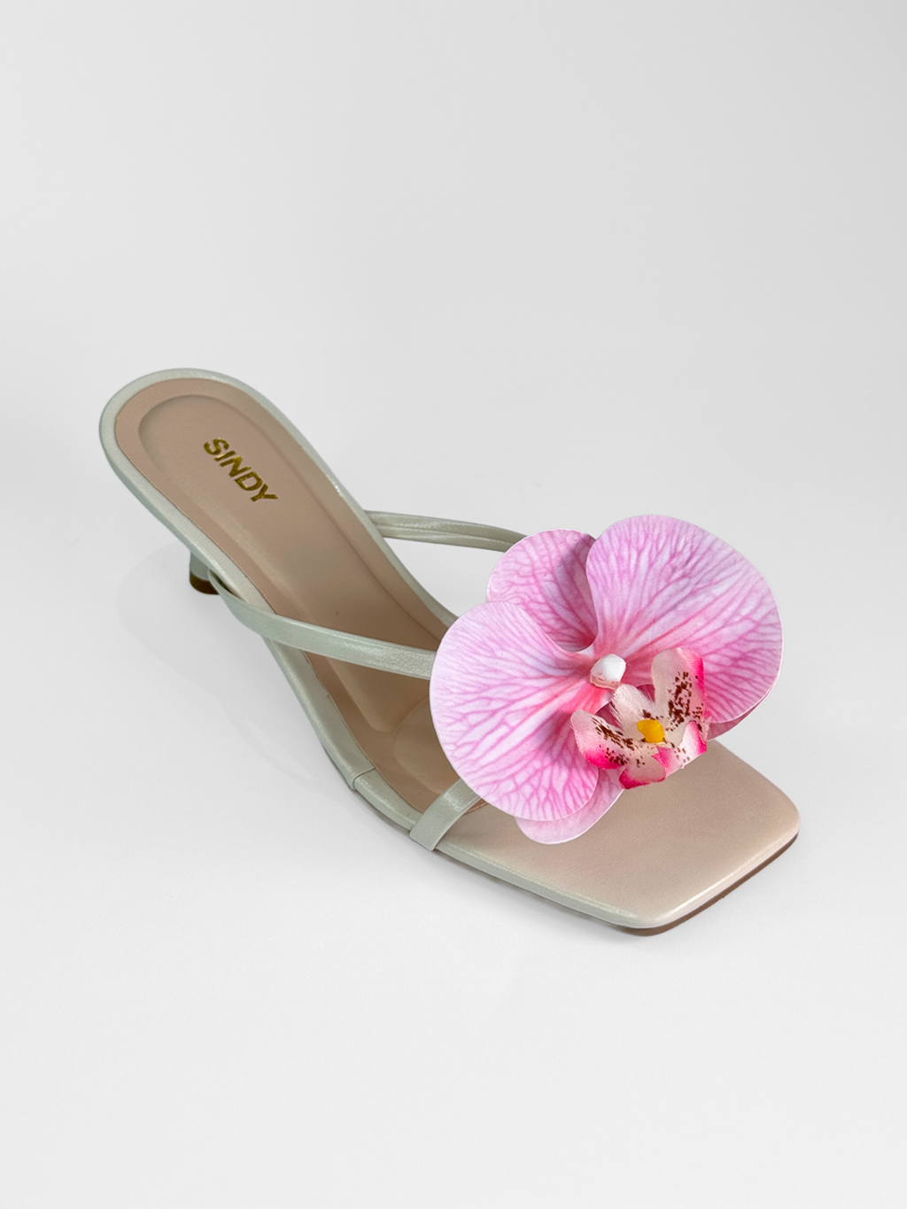TAMANCO IVY OFF WHITE